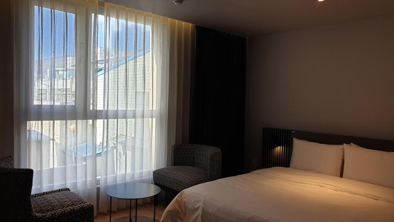 Jinhae Intercity Hotel Changwon Exterior photo